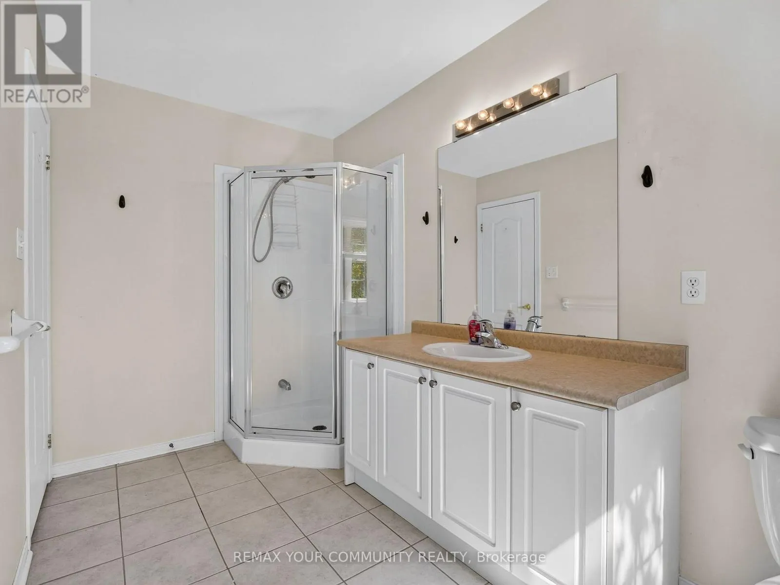 265 SPRUCEWOOD CRESCENT
