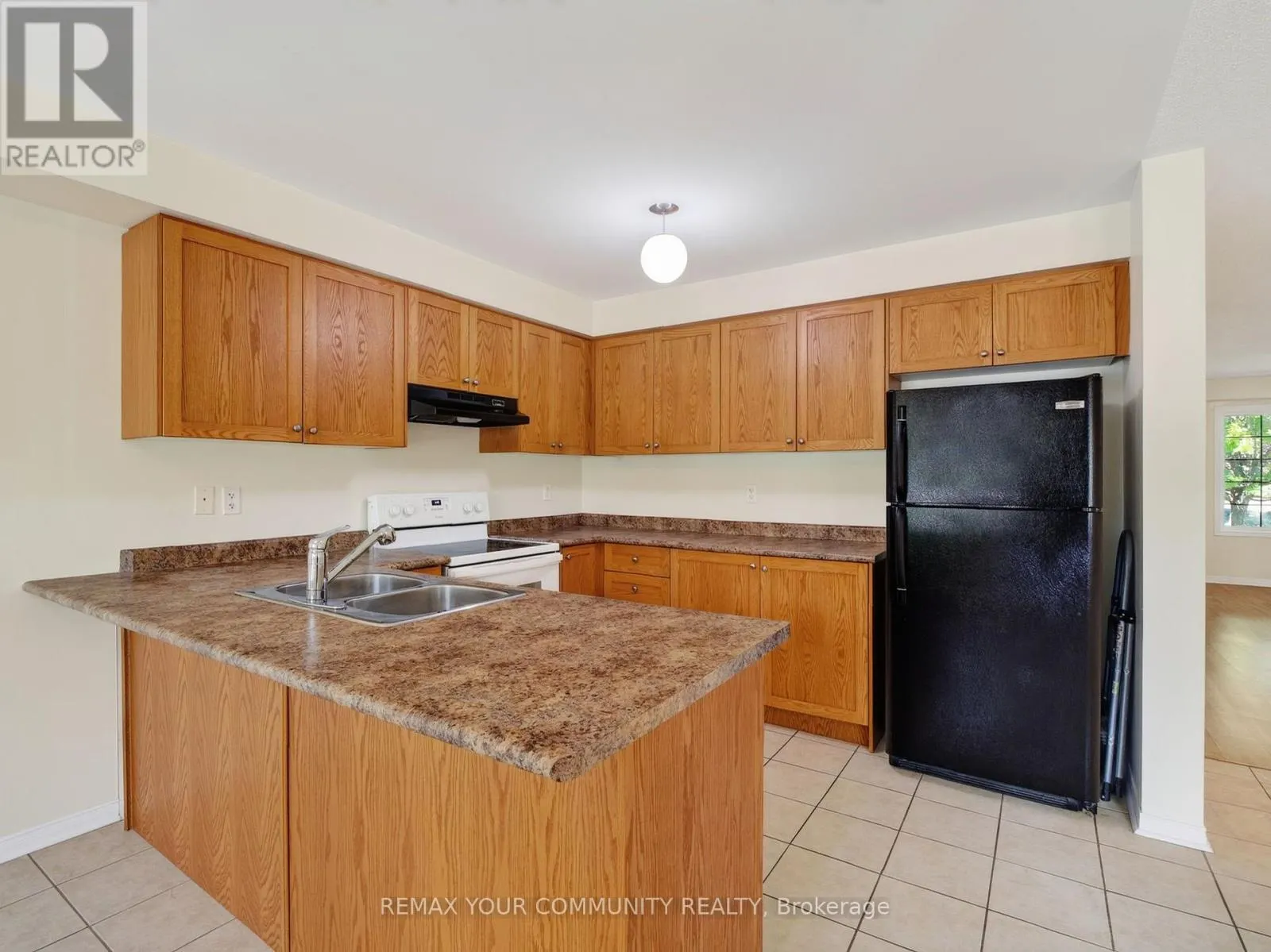 265 SPRUCEWOOD CRESCENT