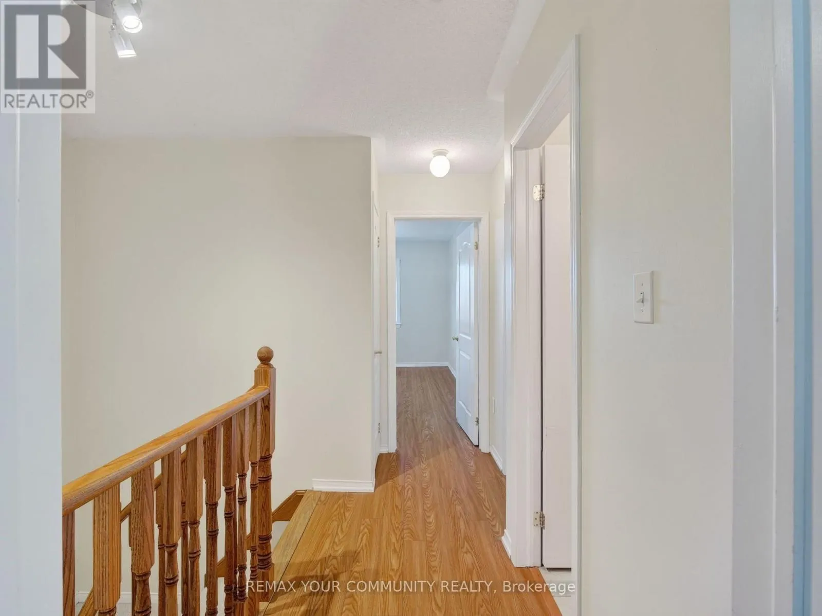 265 SPRUCEWOOD CRESCENT