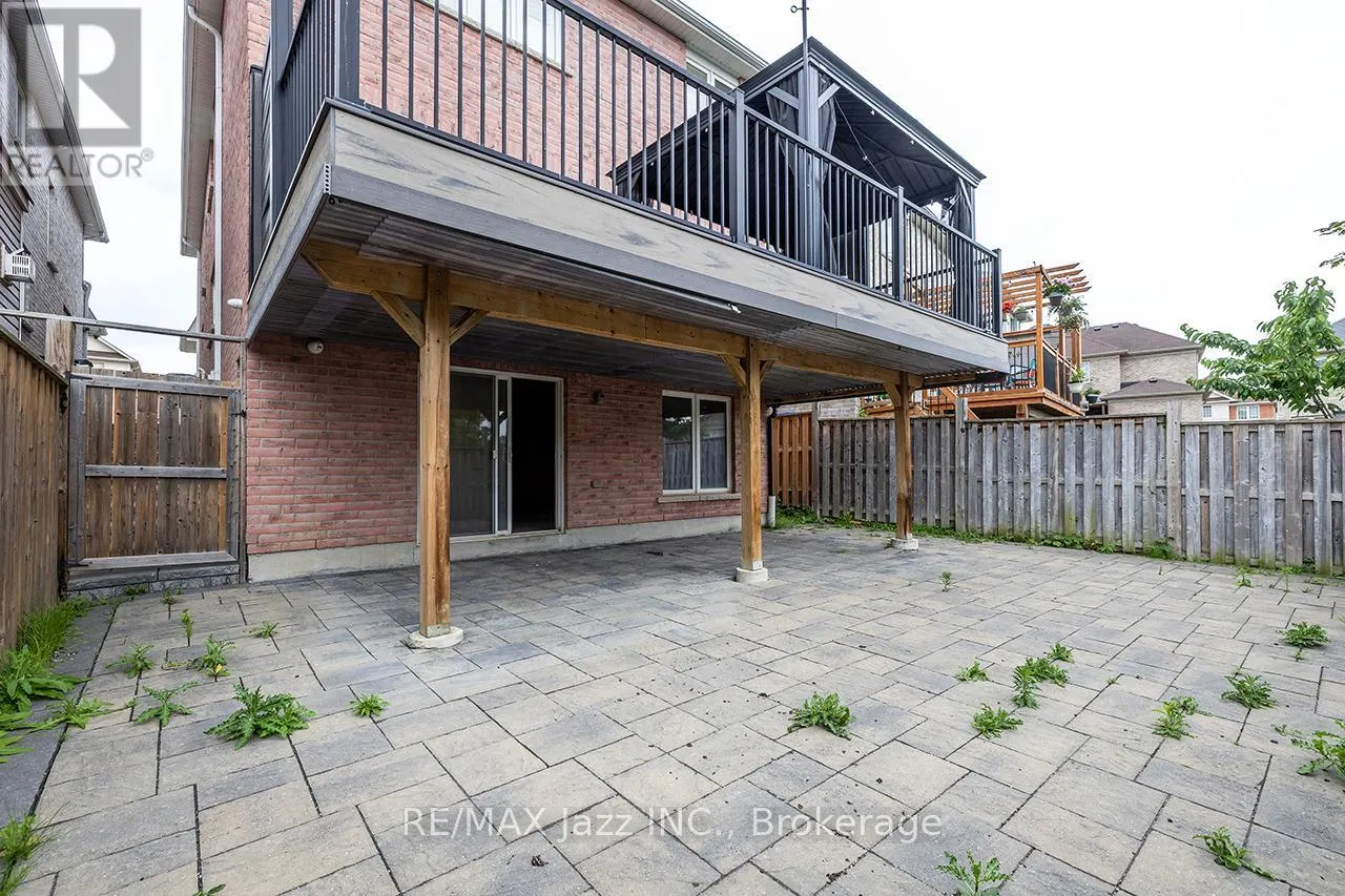 30 LLOYDMINSTER AVENUE