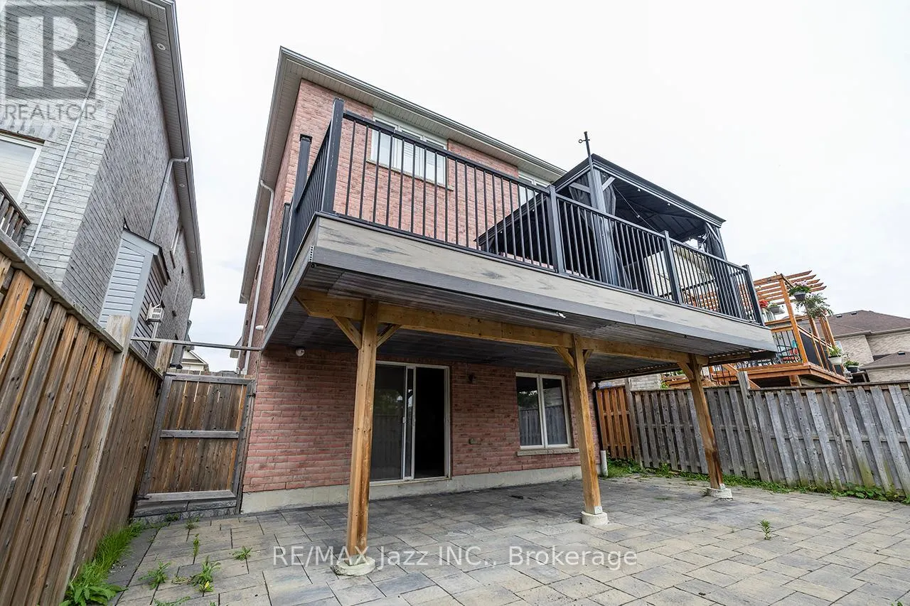 30 LLOYDMINSTER AVENUE