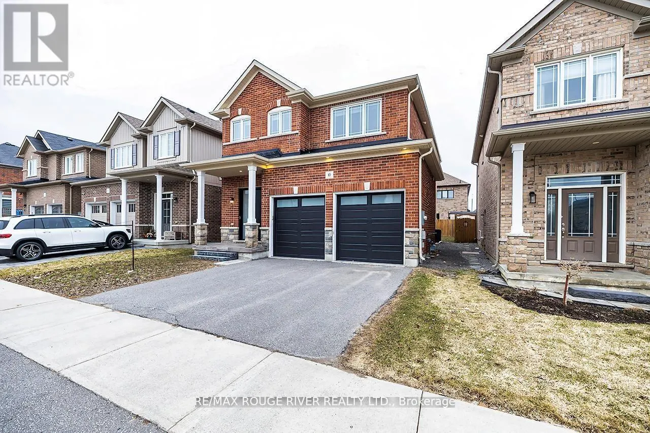 10 MOSES CRESCENT