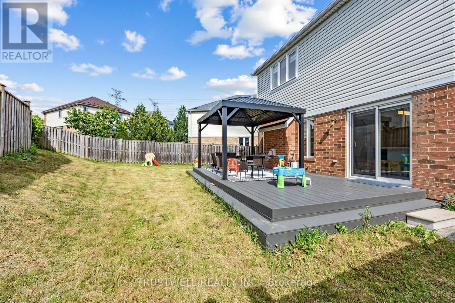 3 WALDRON COURT