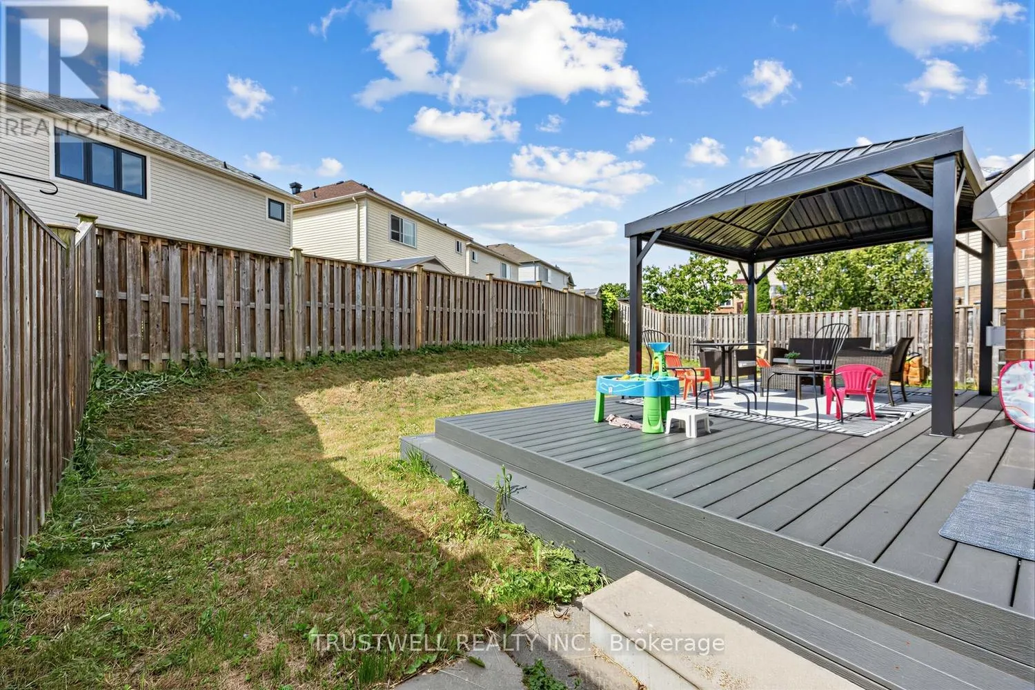 3 WALDRON COURT