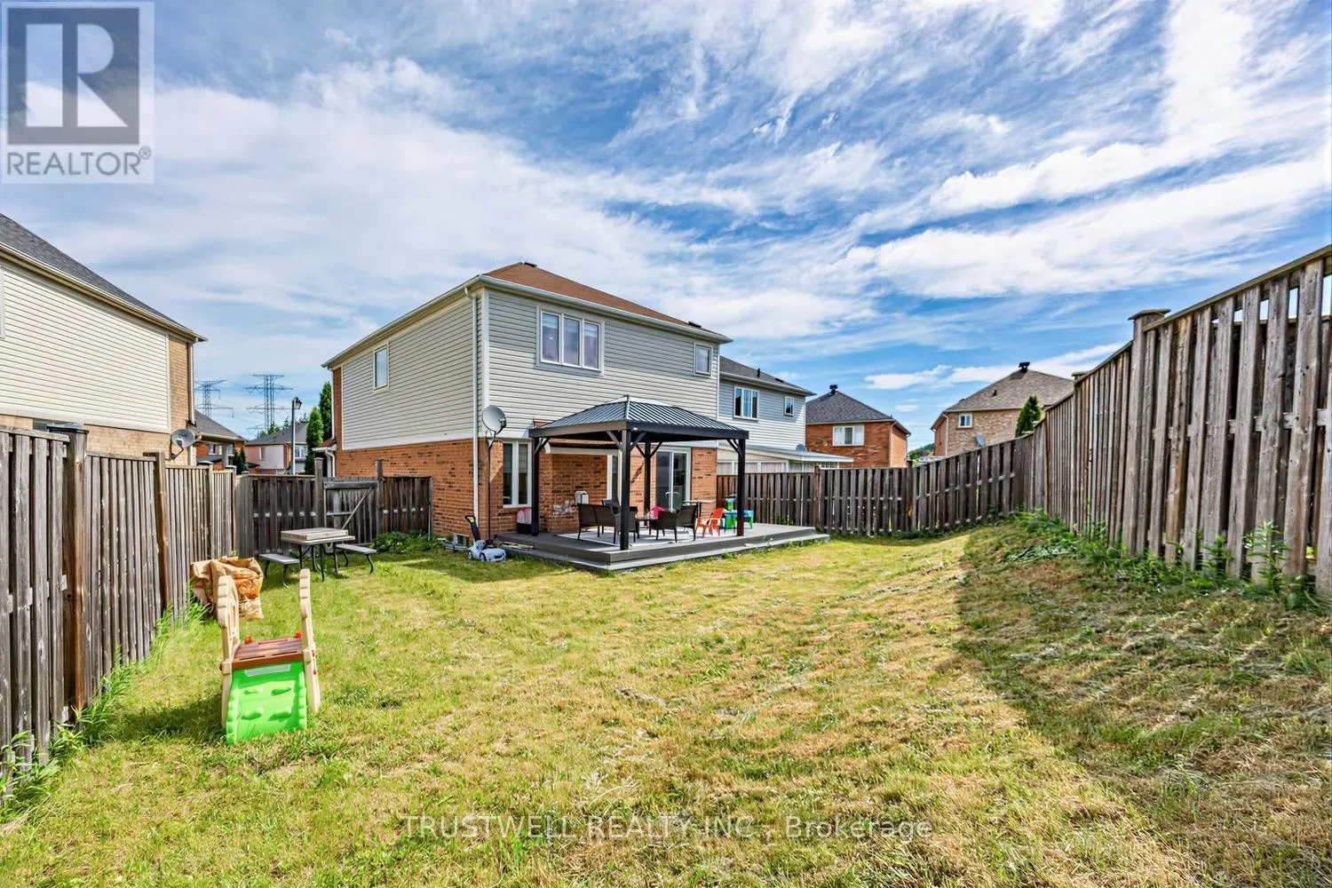 3 WALDRON COURT