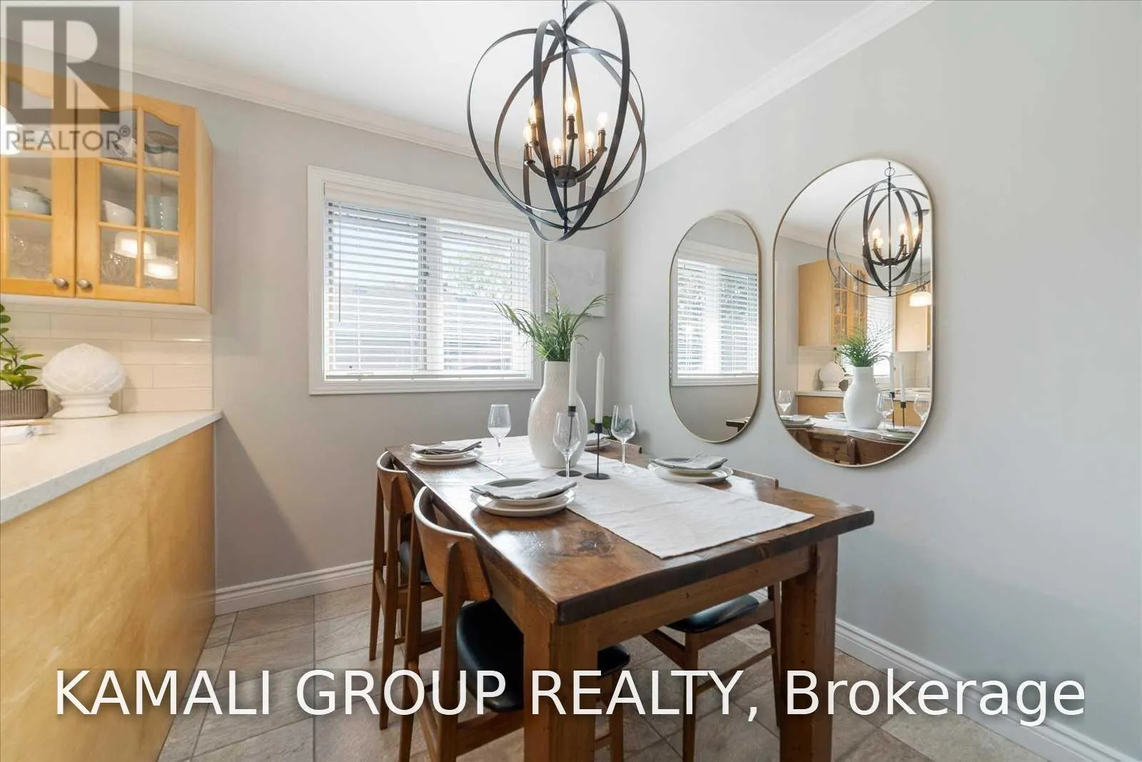 MAIN - 714 GILBERT STREET W