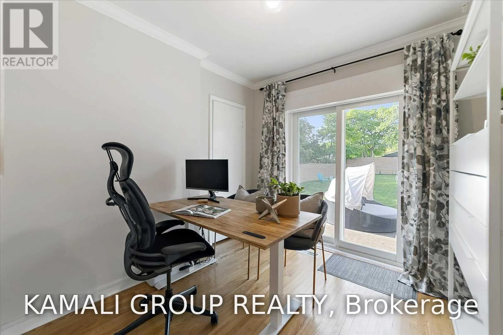 MAIN - 714 GILBERT STREET W