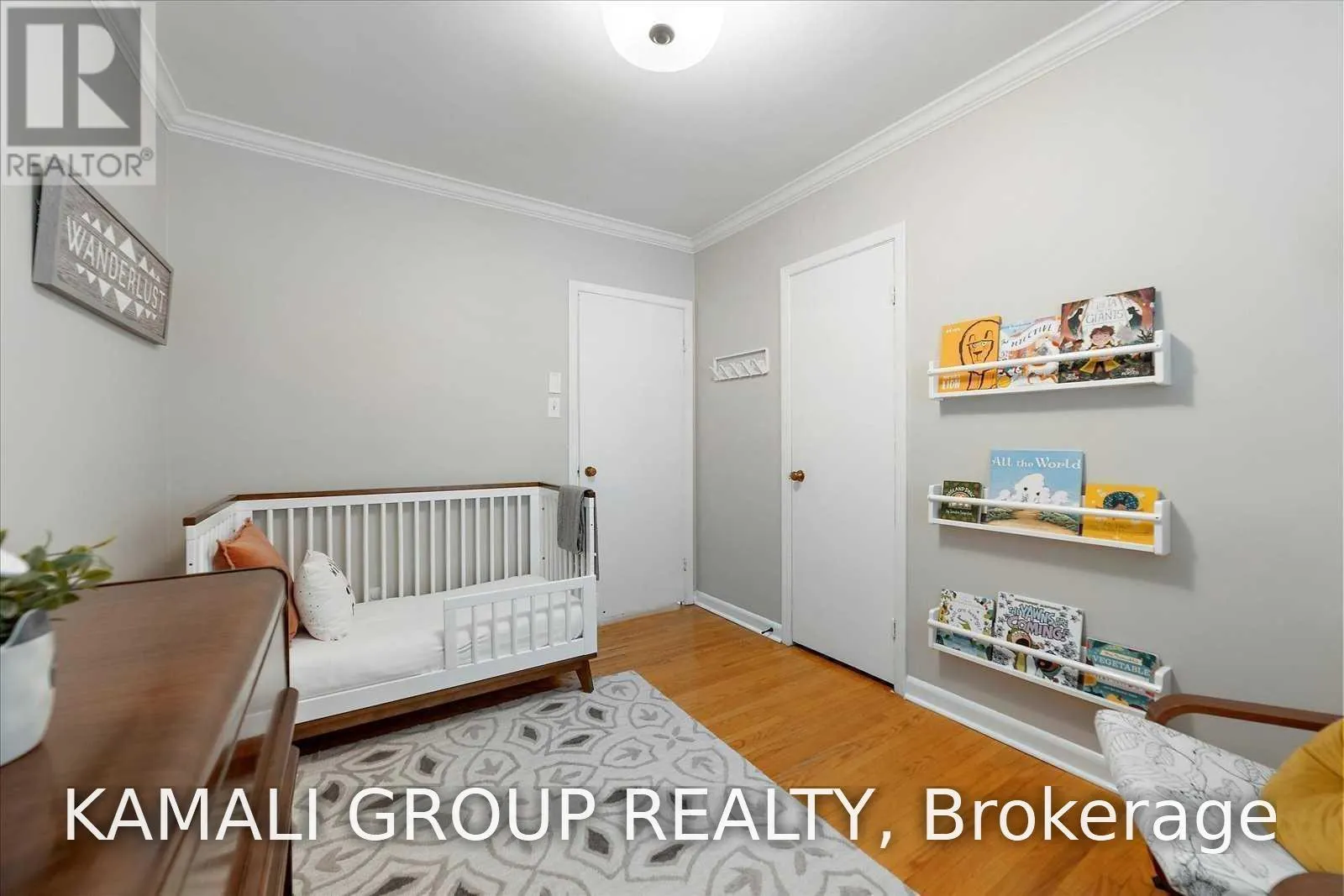 MAIN - 714 GILBERT STREET W
