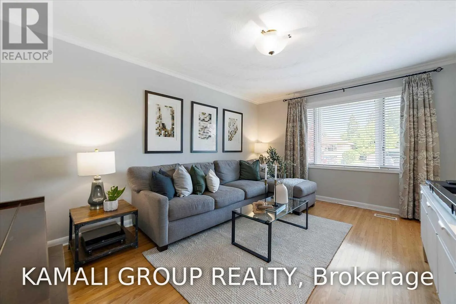 MAIN - 714 GILBERT STREET W