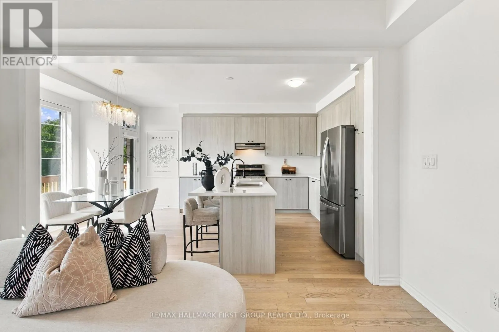 3302 MARCHINGTON SQUARE