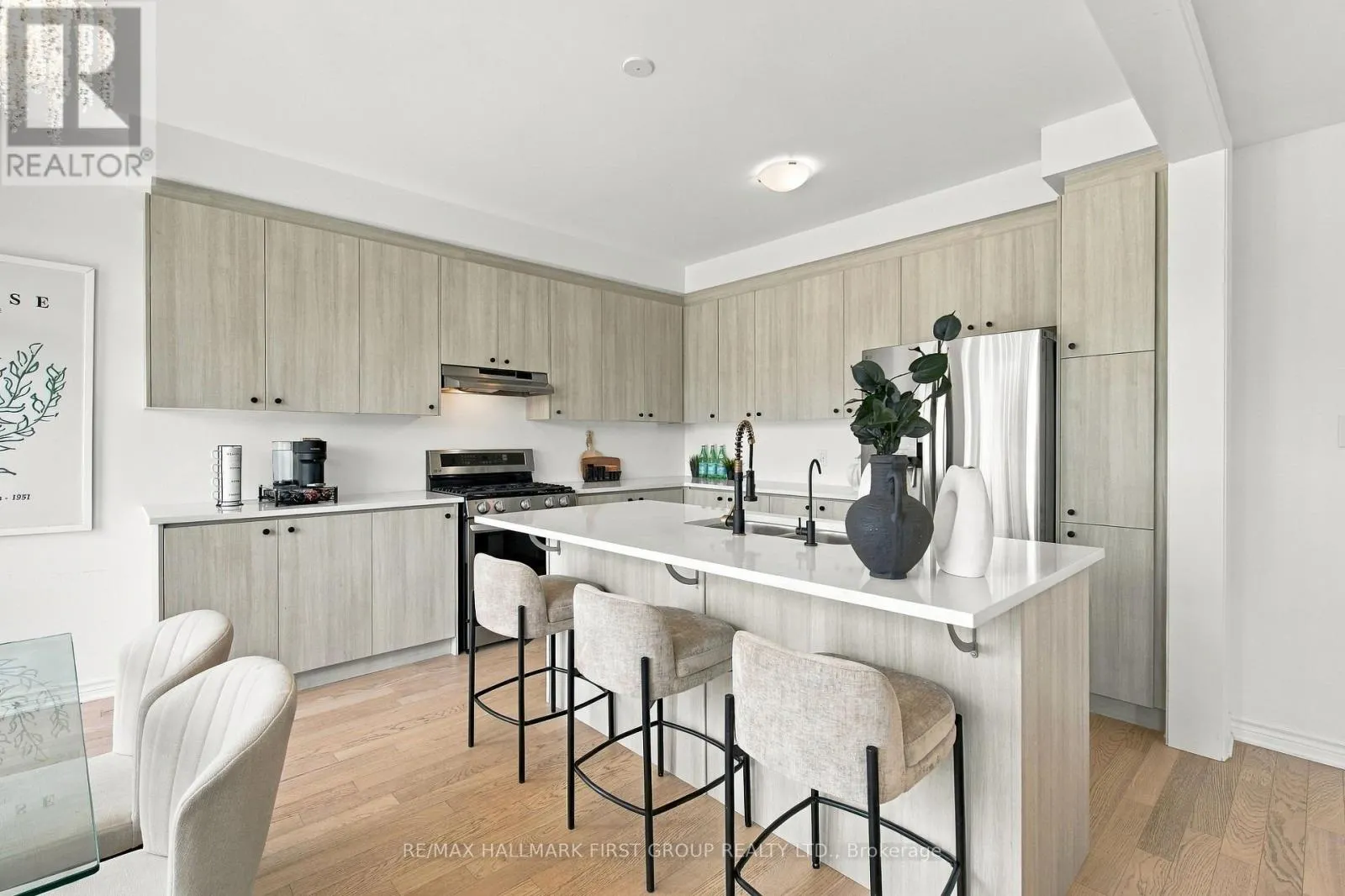 3302 MARCHINGTON SQUARE