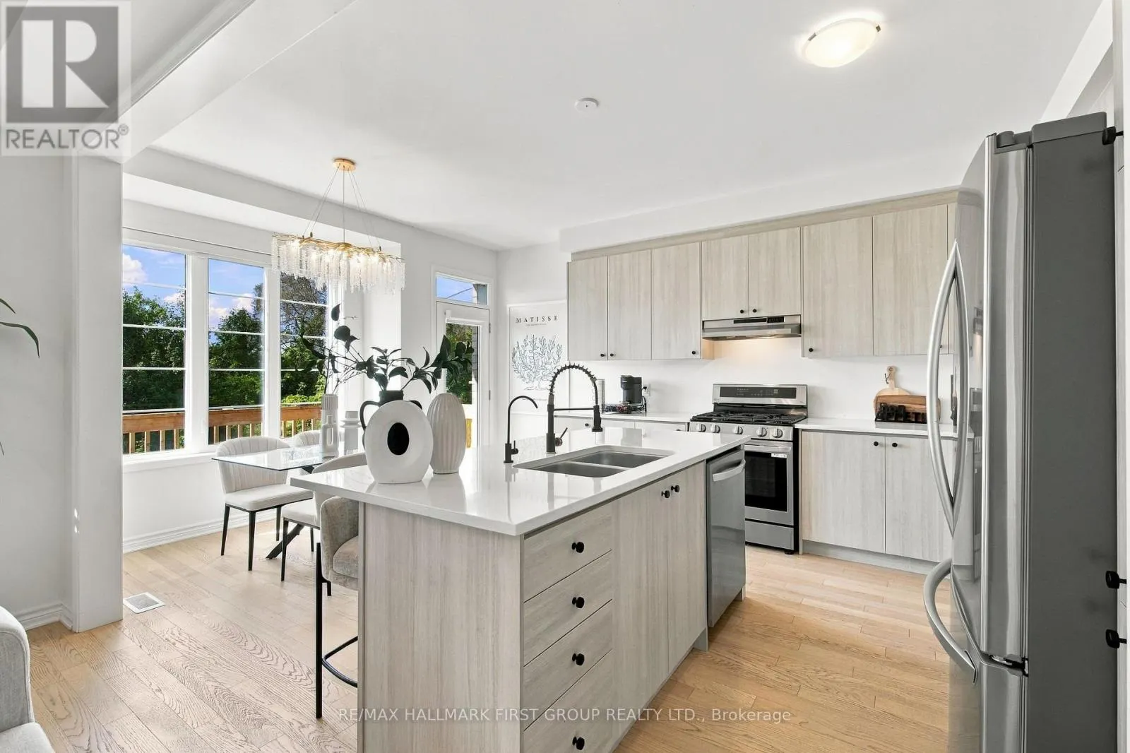 3302 MARCHINGTON SQUARE