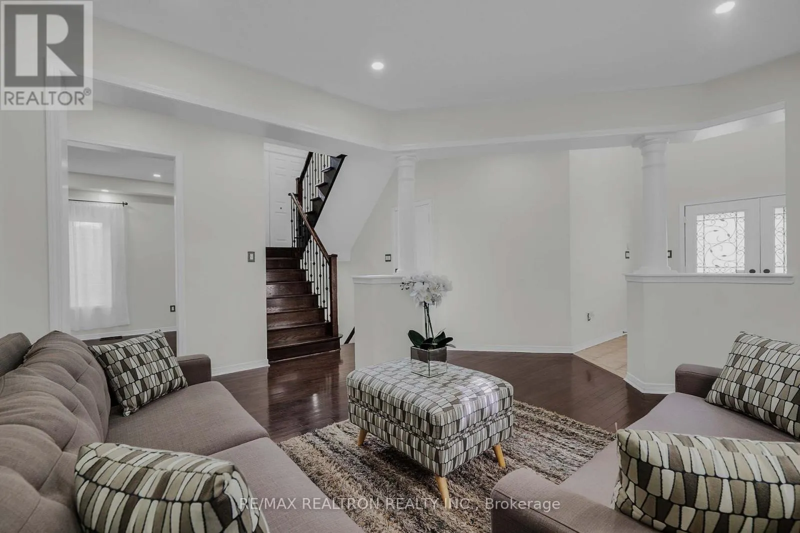 51 SWINDELLS STREET