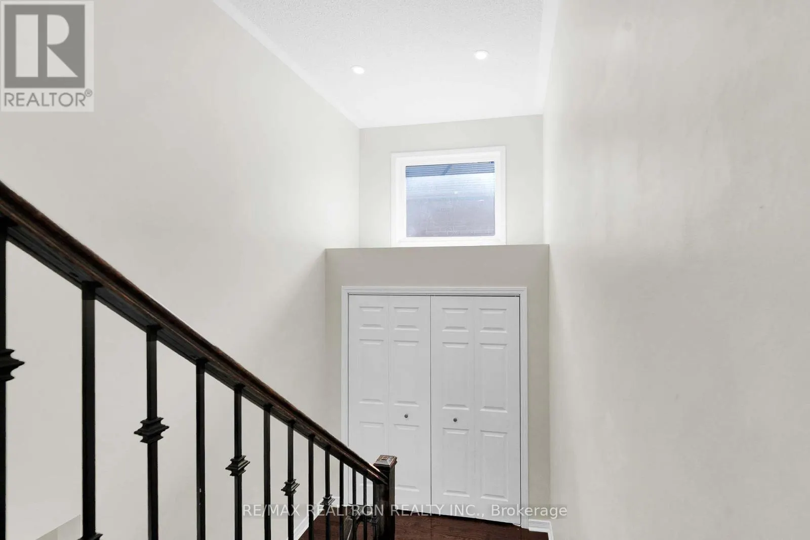 51 SWINDELLS STREET