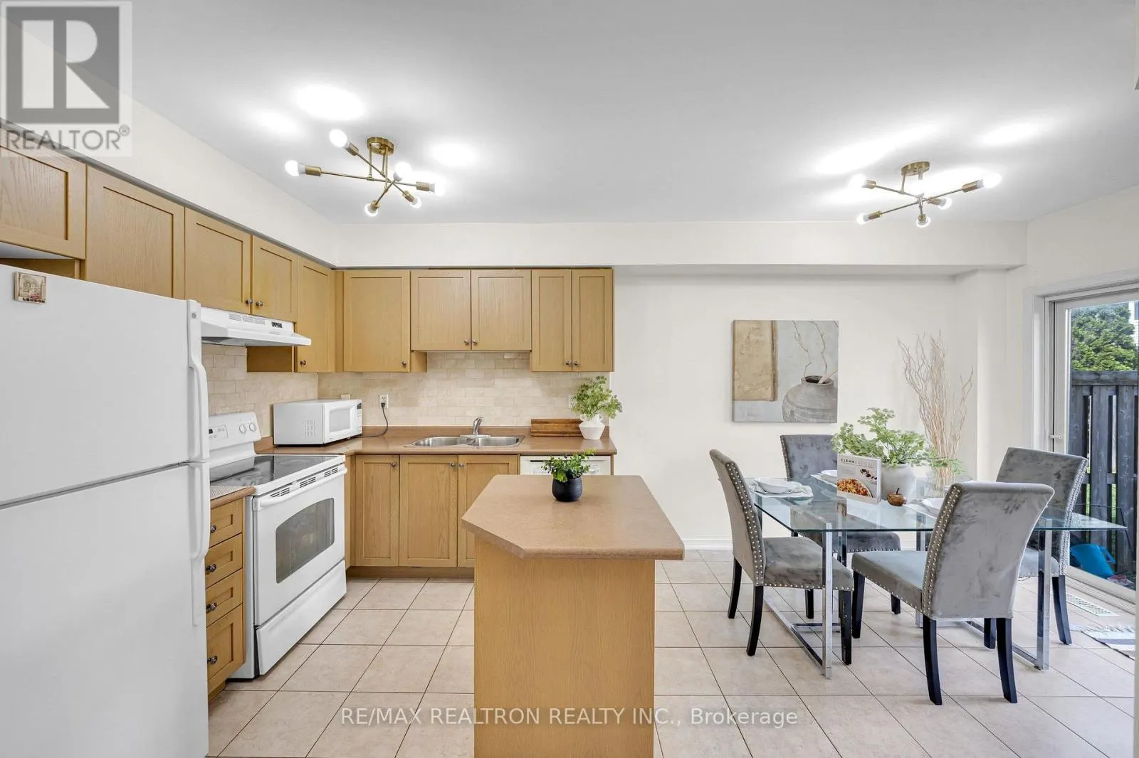 95 BEER CRESCENT