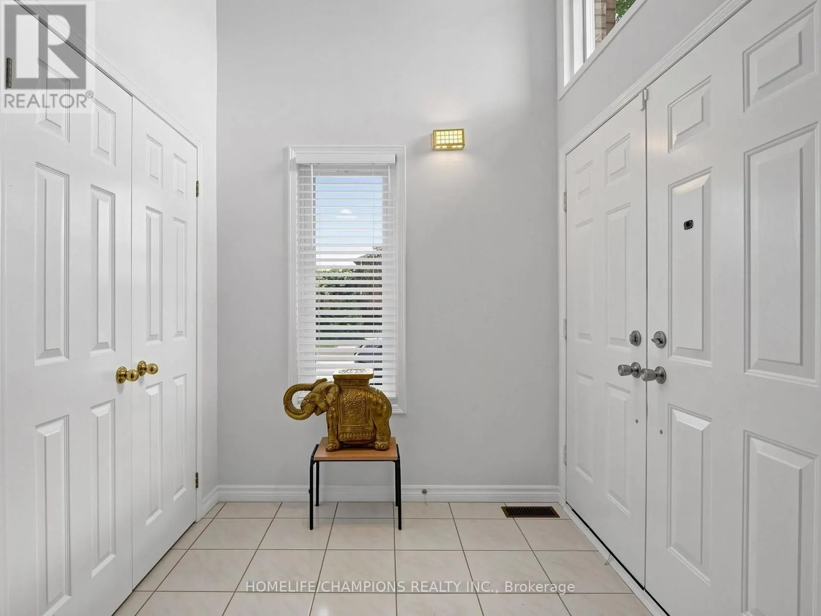 1622 SANDHURST CRESCENT