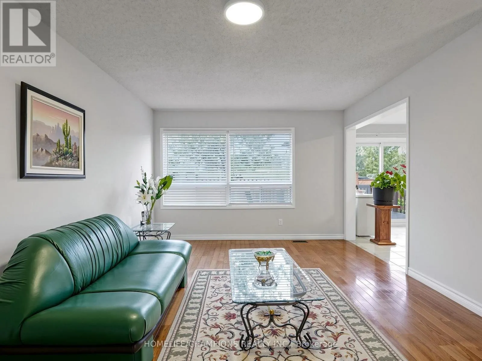 1622 SANDHURST CRESCENT