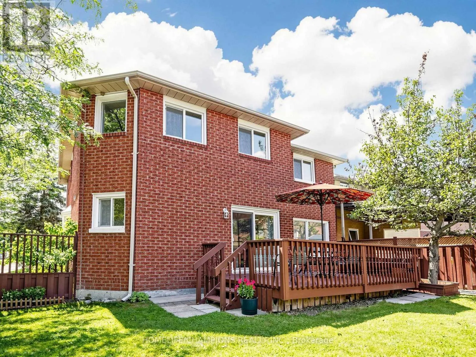 1622 SANDHURST CRESCENT