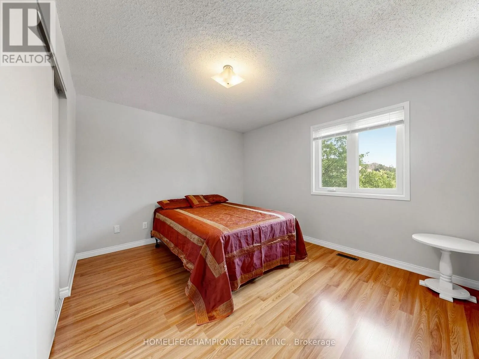 1622 SANDHURST CRESCENT