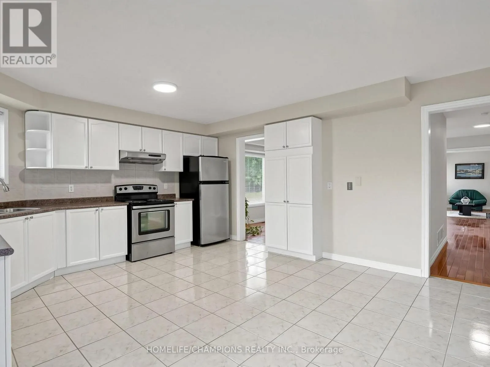 1622 SANDHURST CRESCENT
