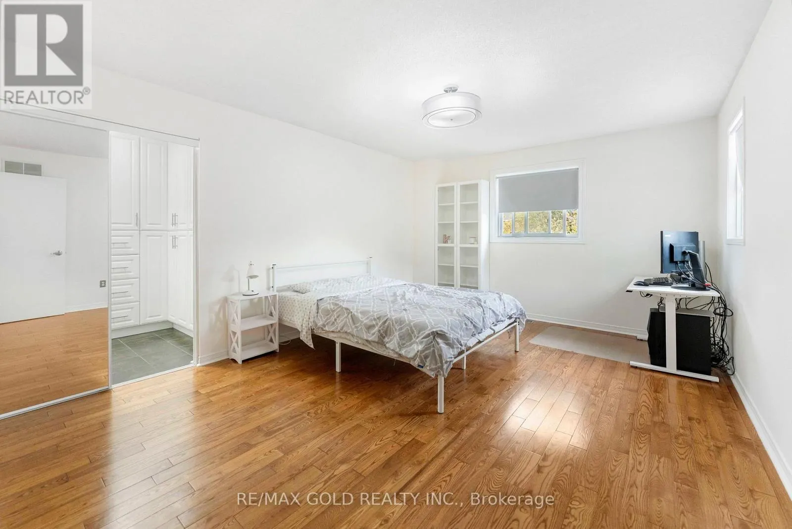 299 DELANEY DRIVE