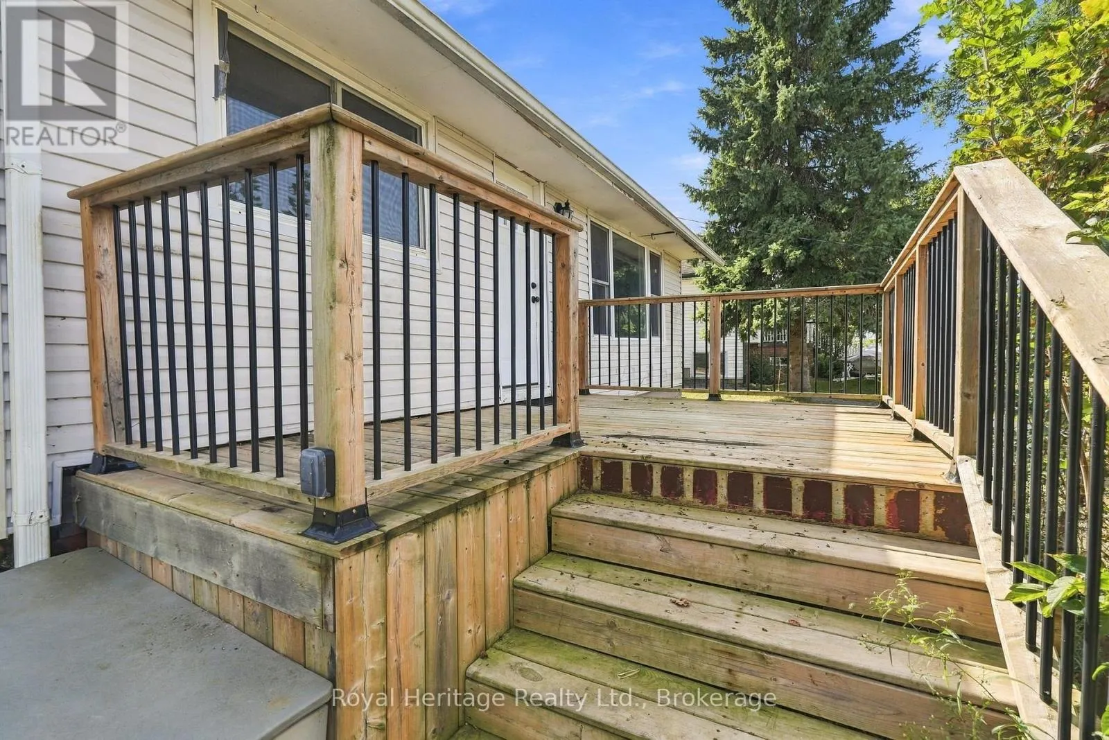 127 COLEMAN CRESCENT