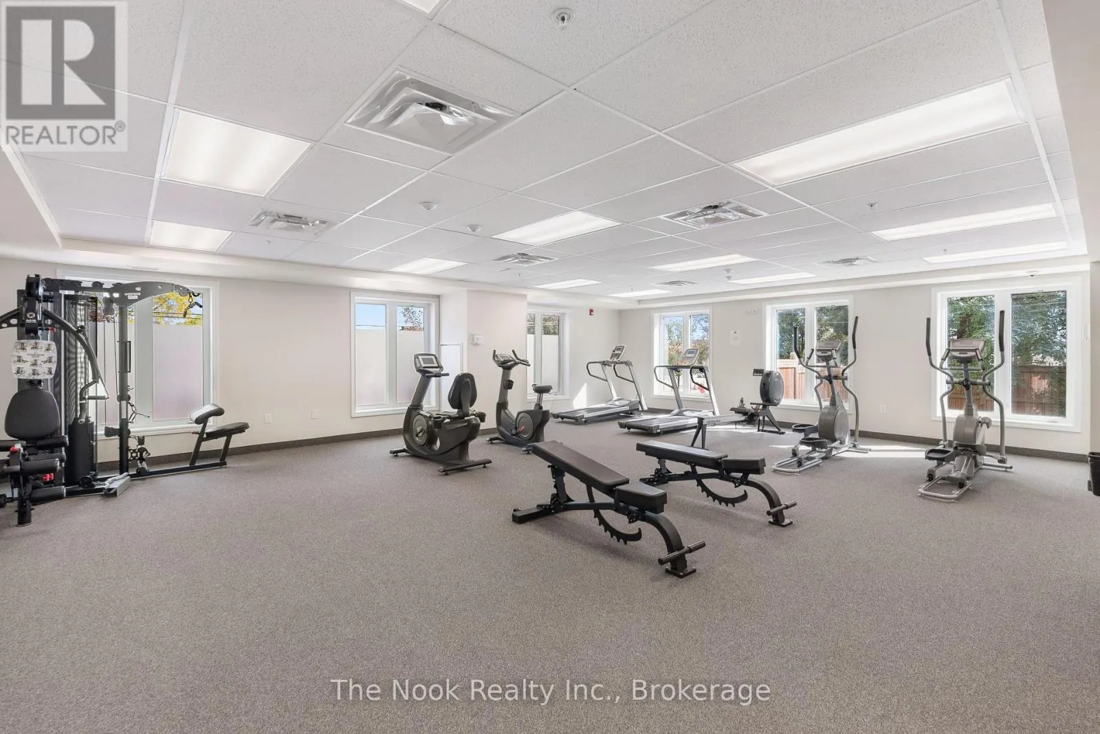 226 - 290 LIBERTY STREET N #226