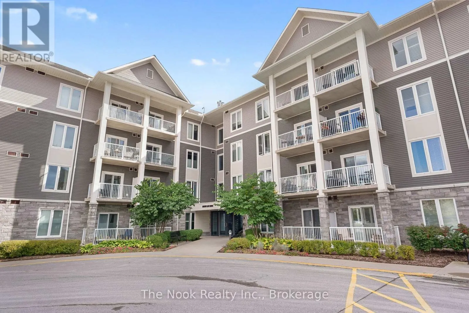 226 - 290 LIBERTY STREET N #226