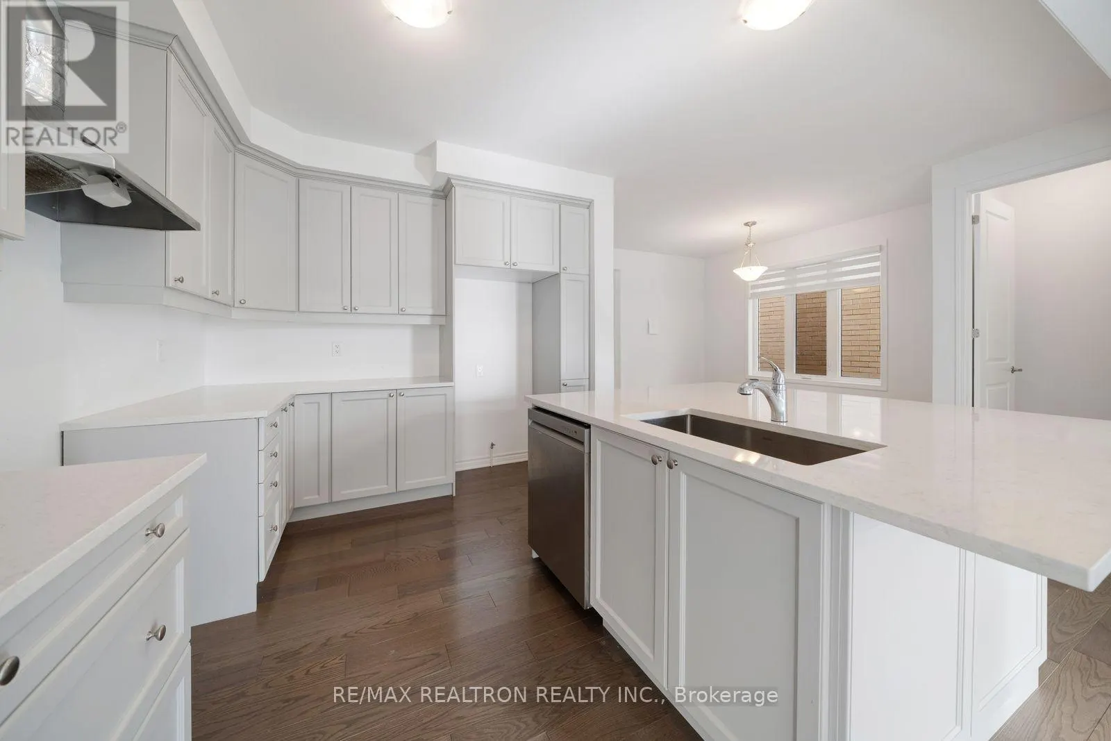 1570 SCARLETT TRAIL