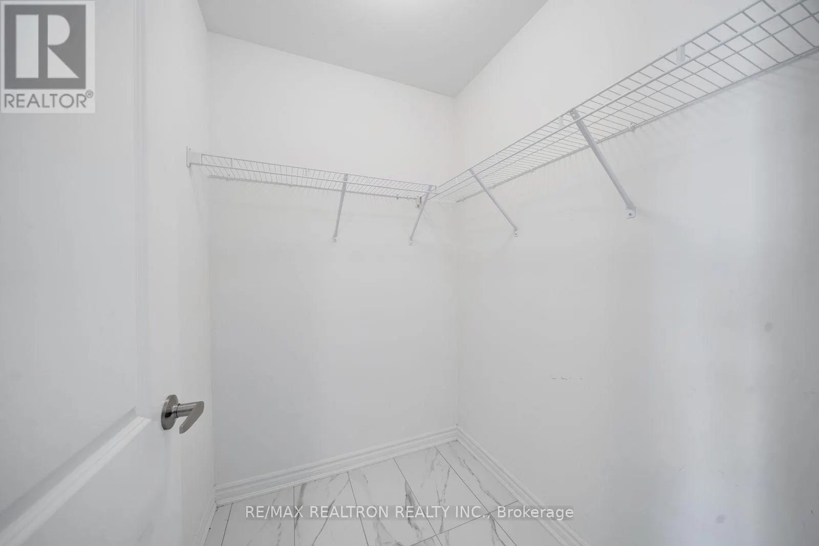 1570 SCARLETT TRAIL