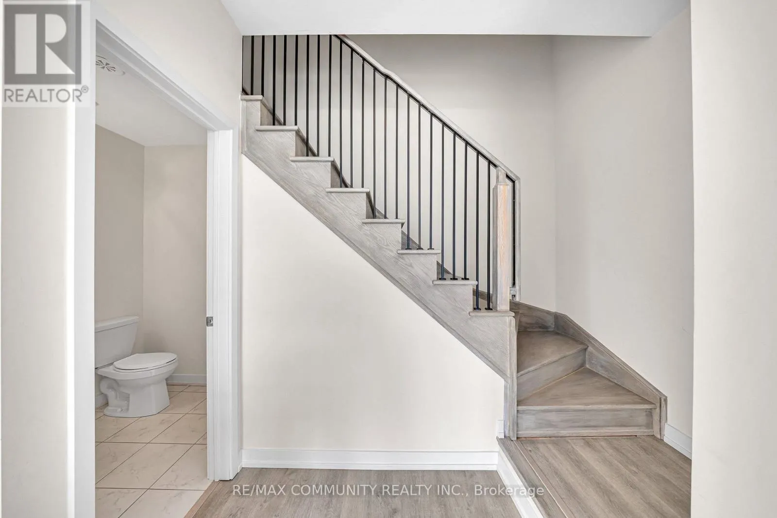419 - 2550 CASTLEGATE CROSSING