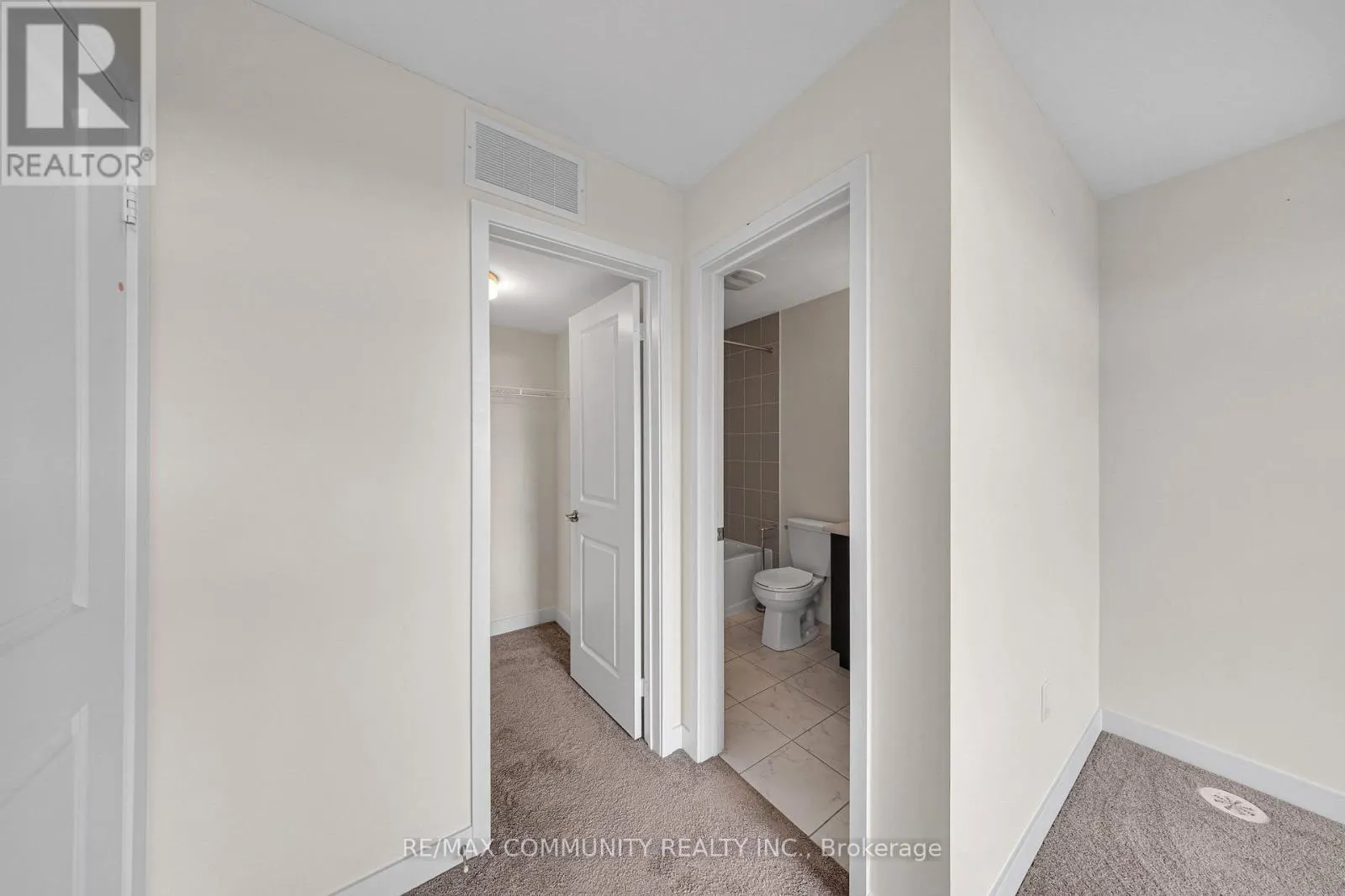 419 - 2550 CASTLEGATE CROSSING