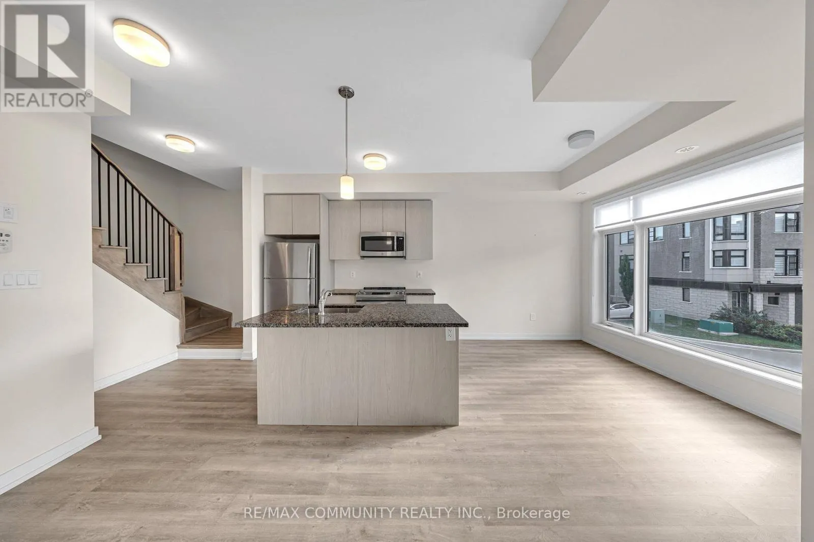 419 - 2550 CASTLEGATE CROSSING