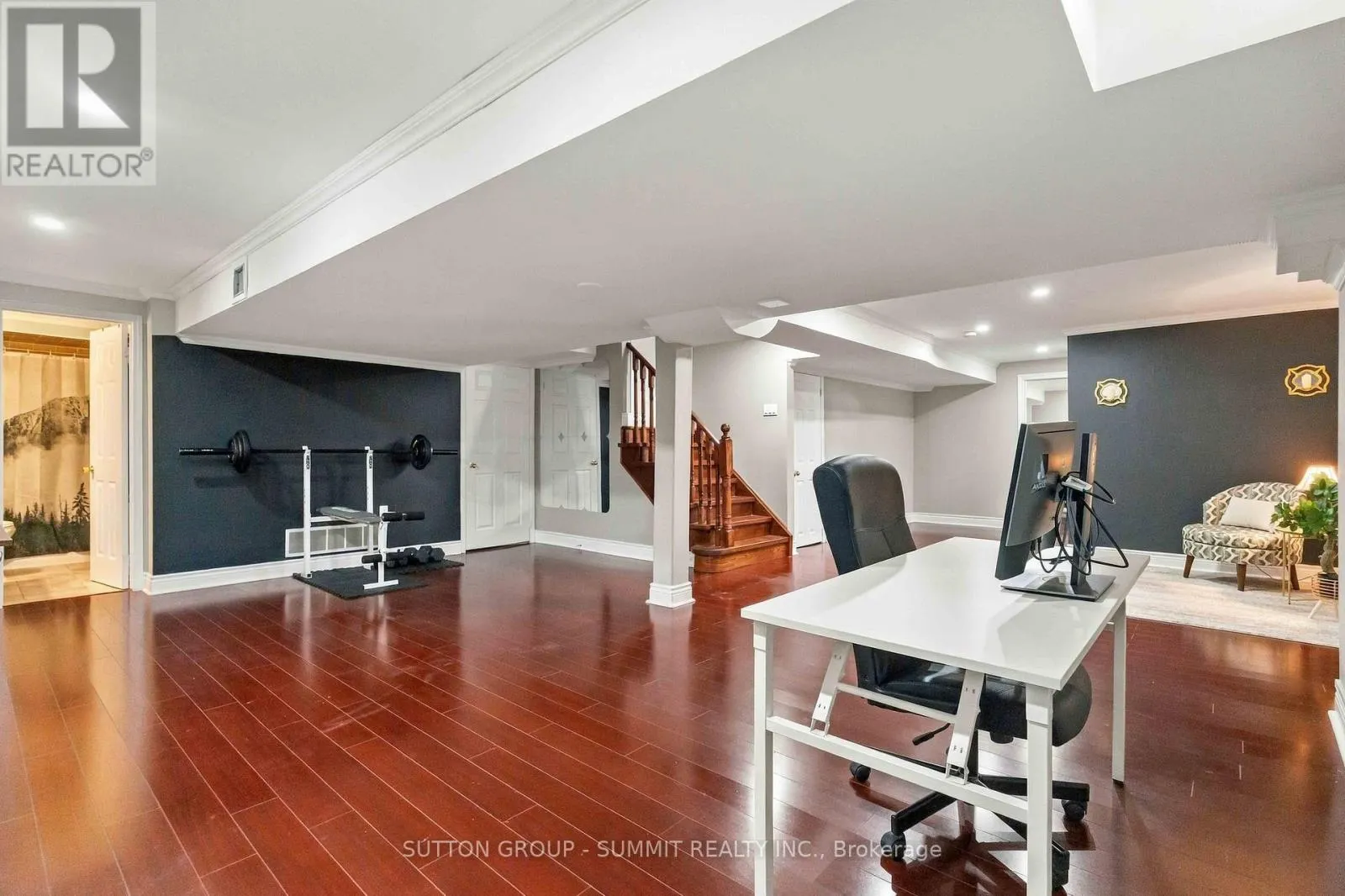 4 TEASDALE STREET