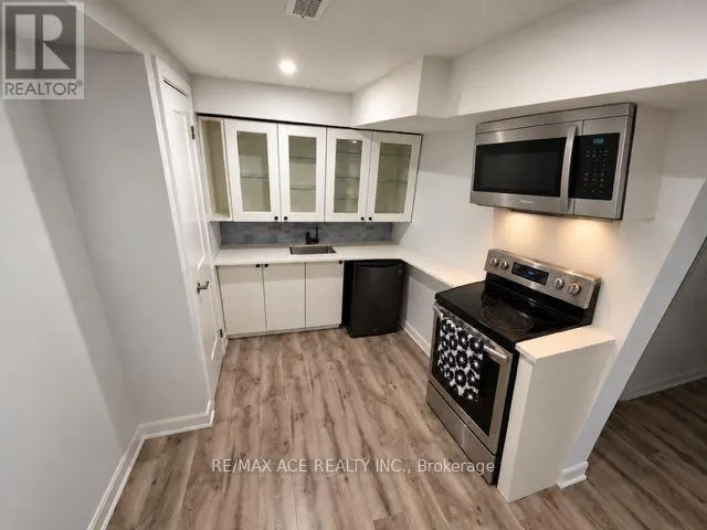 BSMT - 867 RENAISSANCE DRIVE