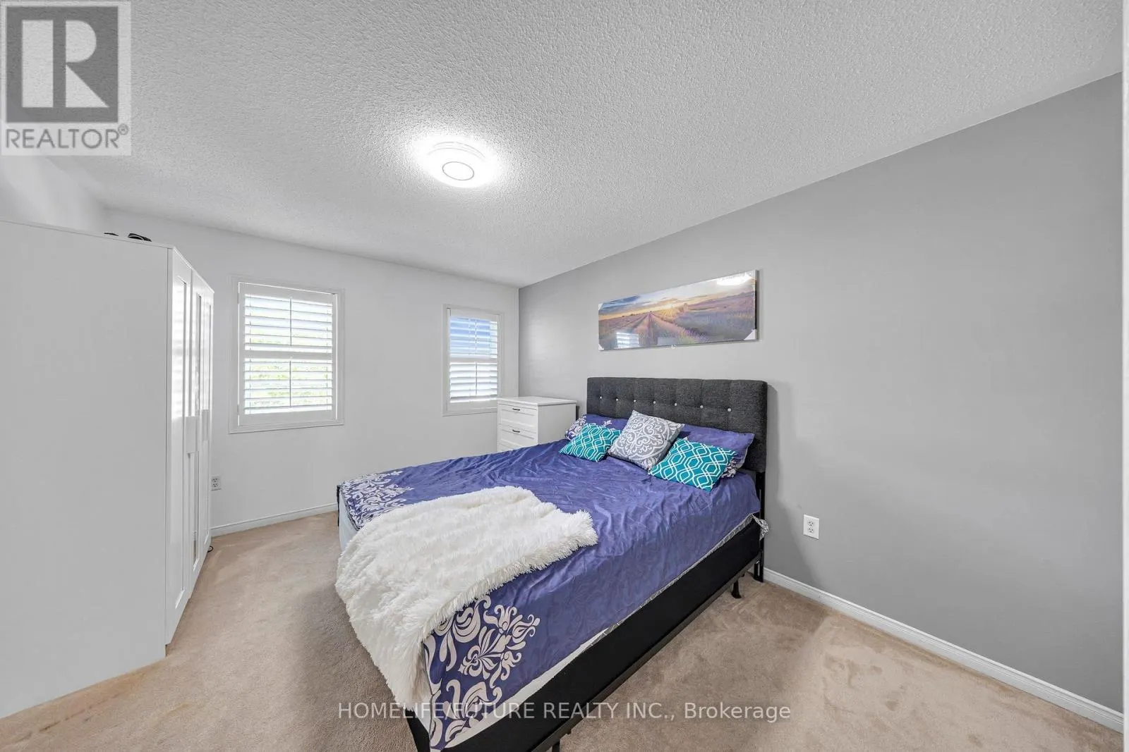 17 GRAINGER CRESCENT