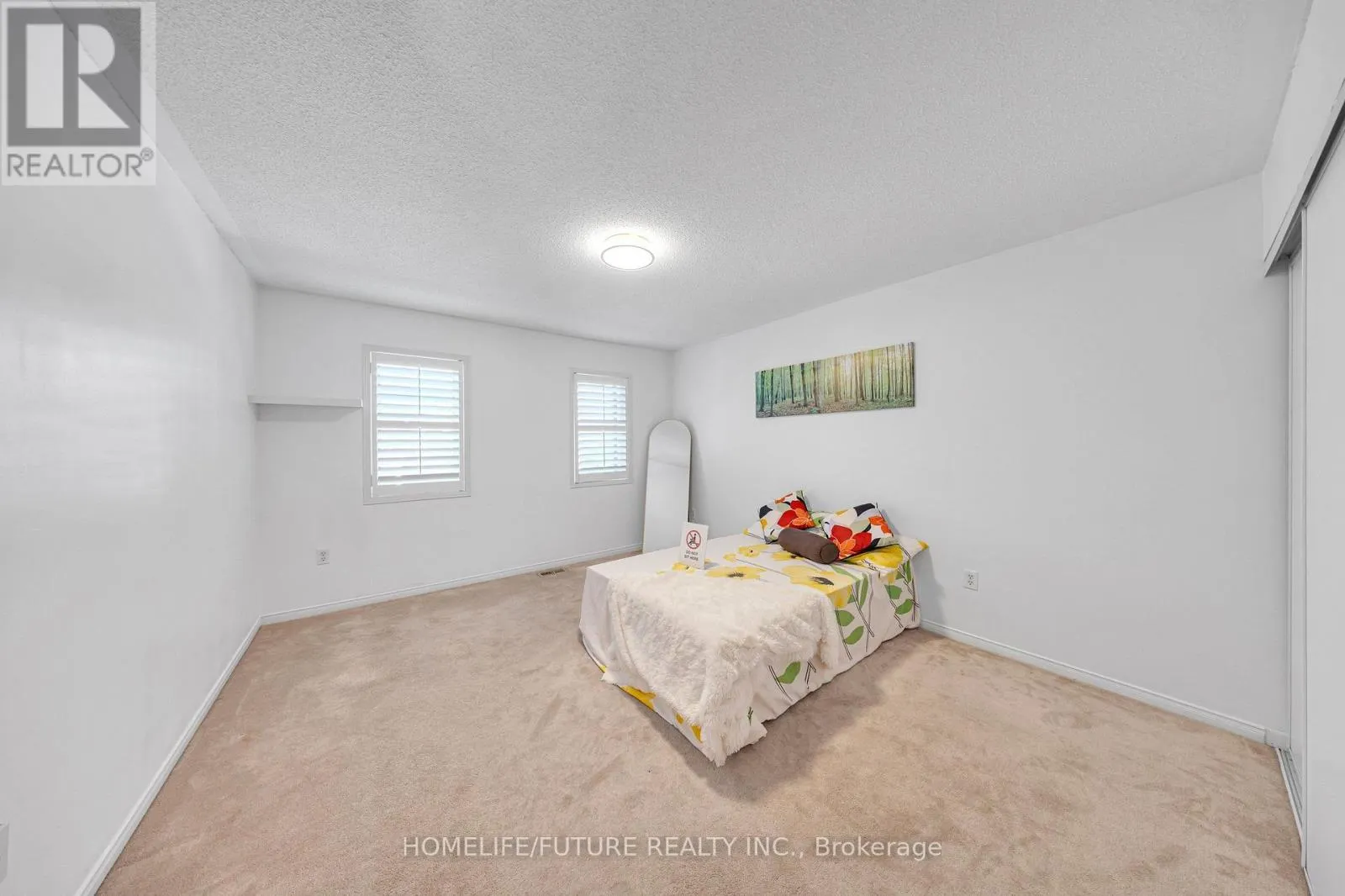 17 GRAINGER CRESCENT