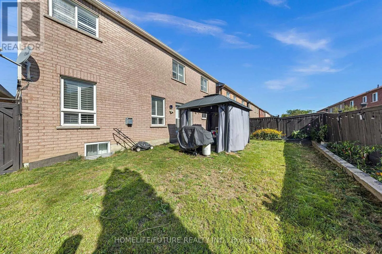 17 GRAINGER CRESCENT