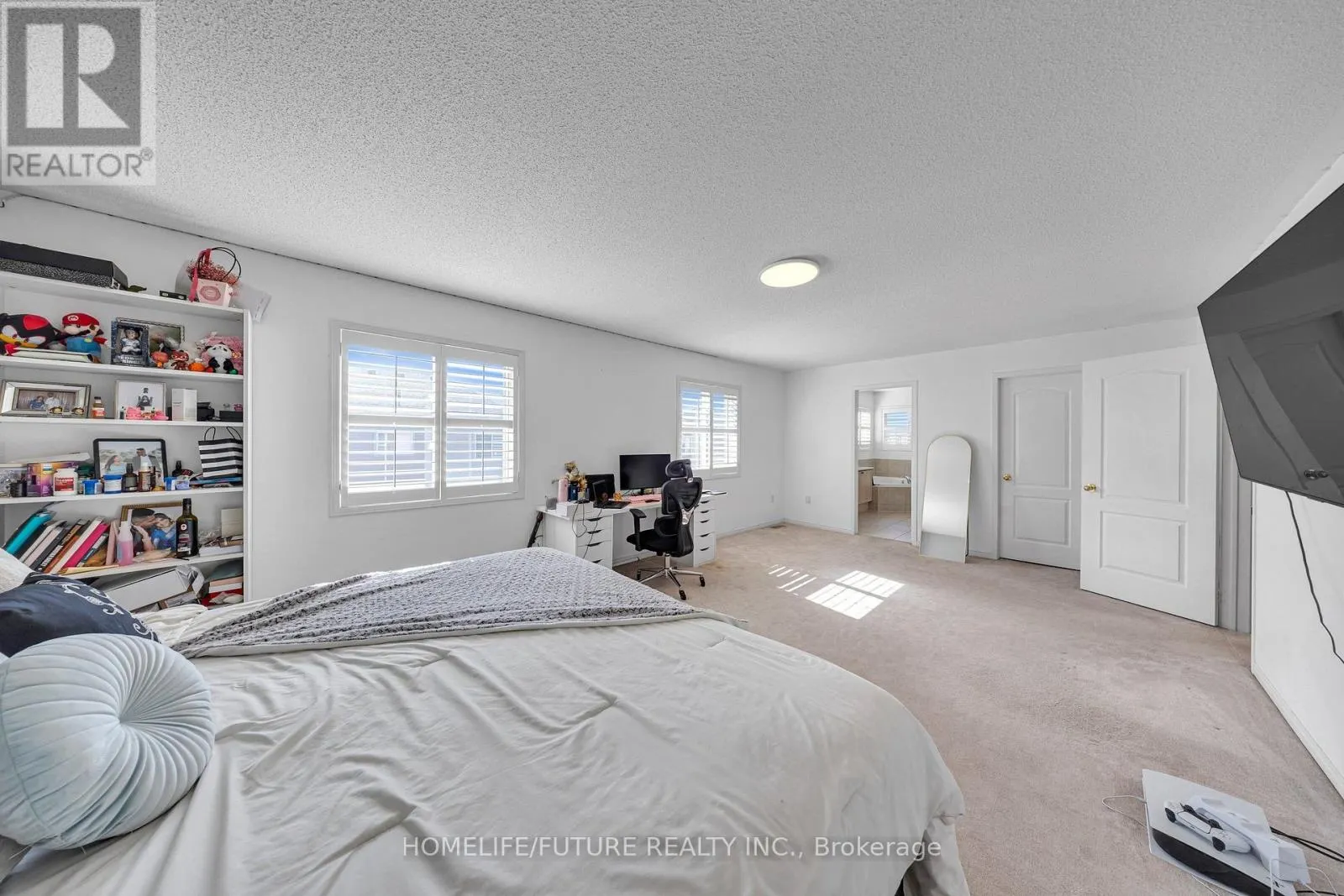 17 GRAINGER CRESCENT