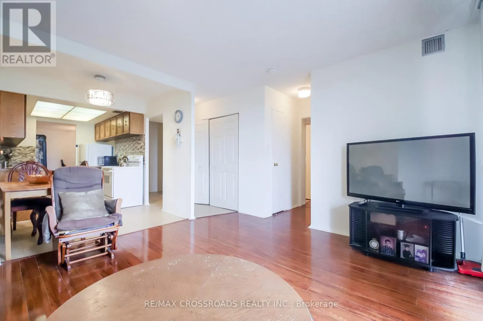 606 - 3151 BRIDLETOWNE CIRCLE