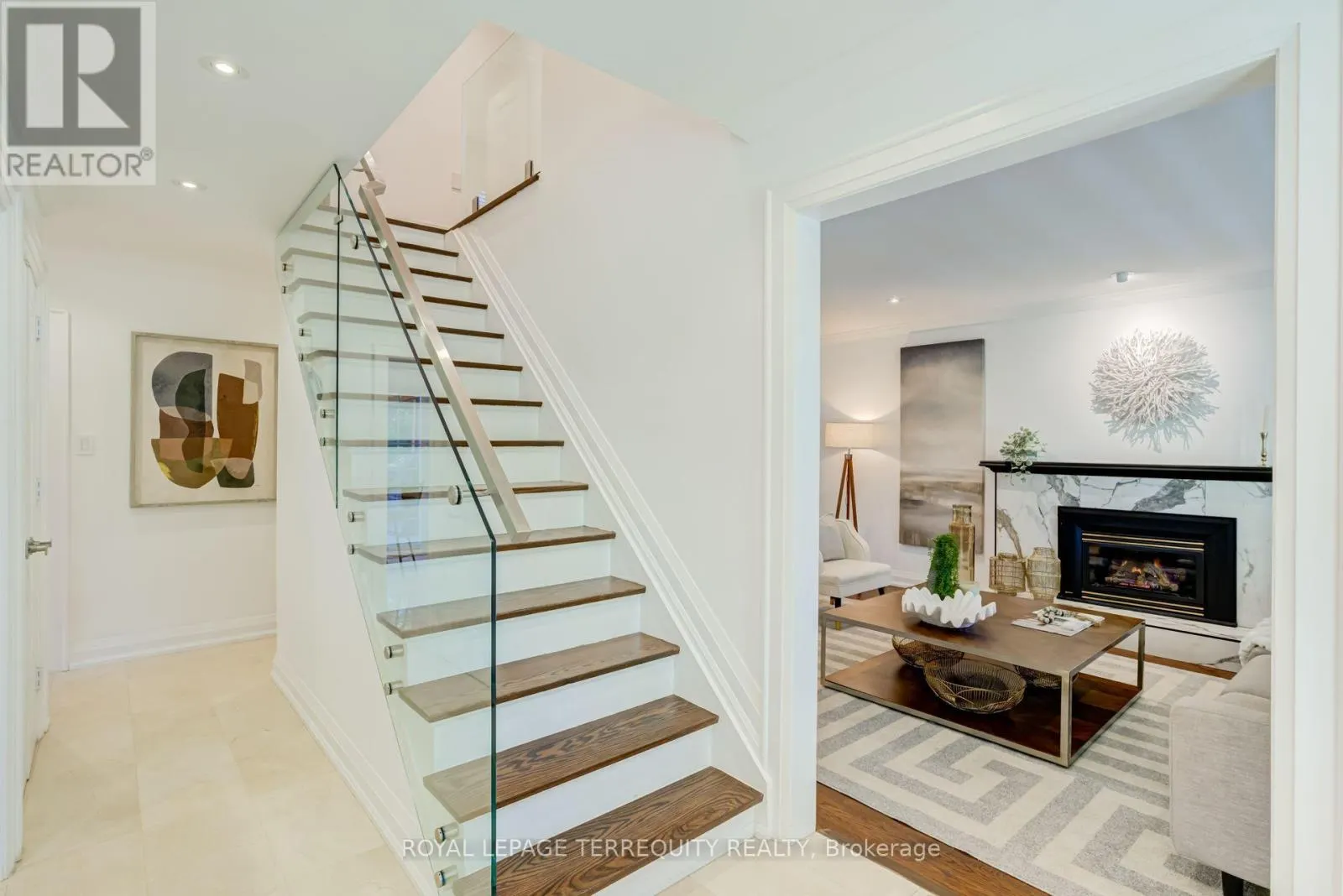 258 GUILDWOOD PARKWAY