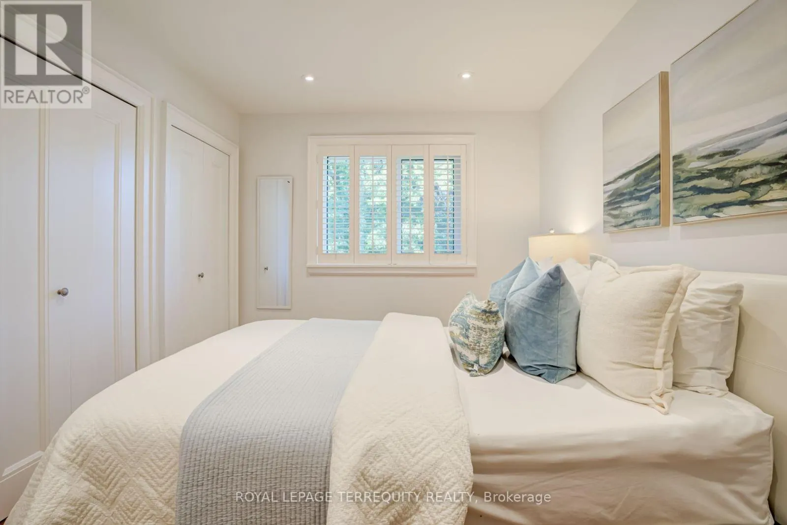 258 GUILDWOOD PARKWAY