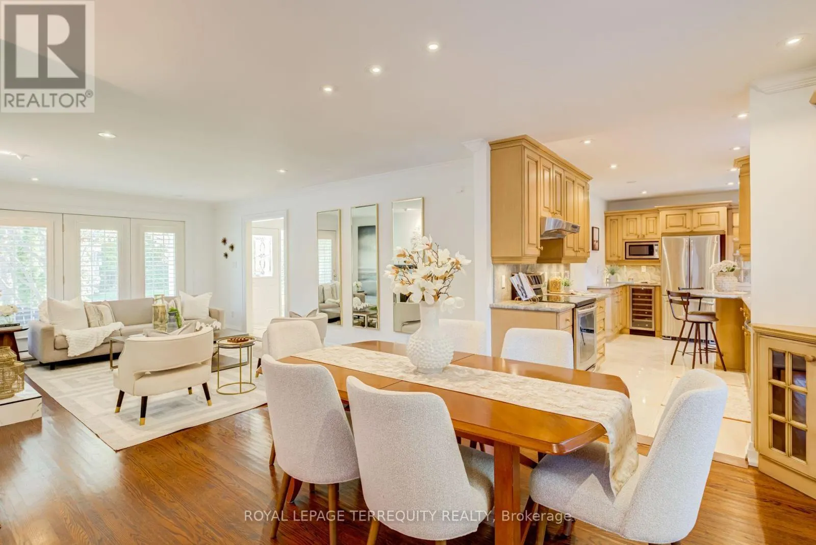 258 GUILDWOOD PARKWAY