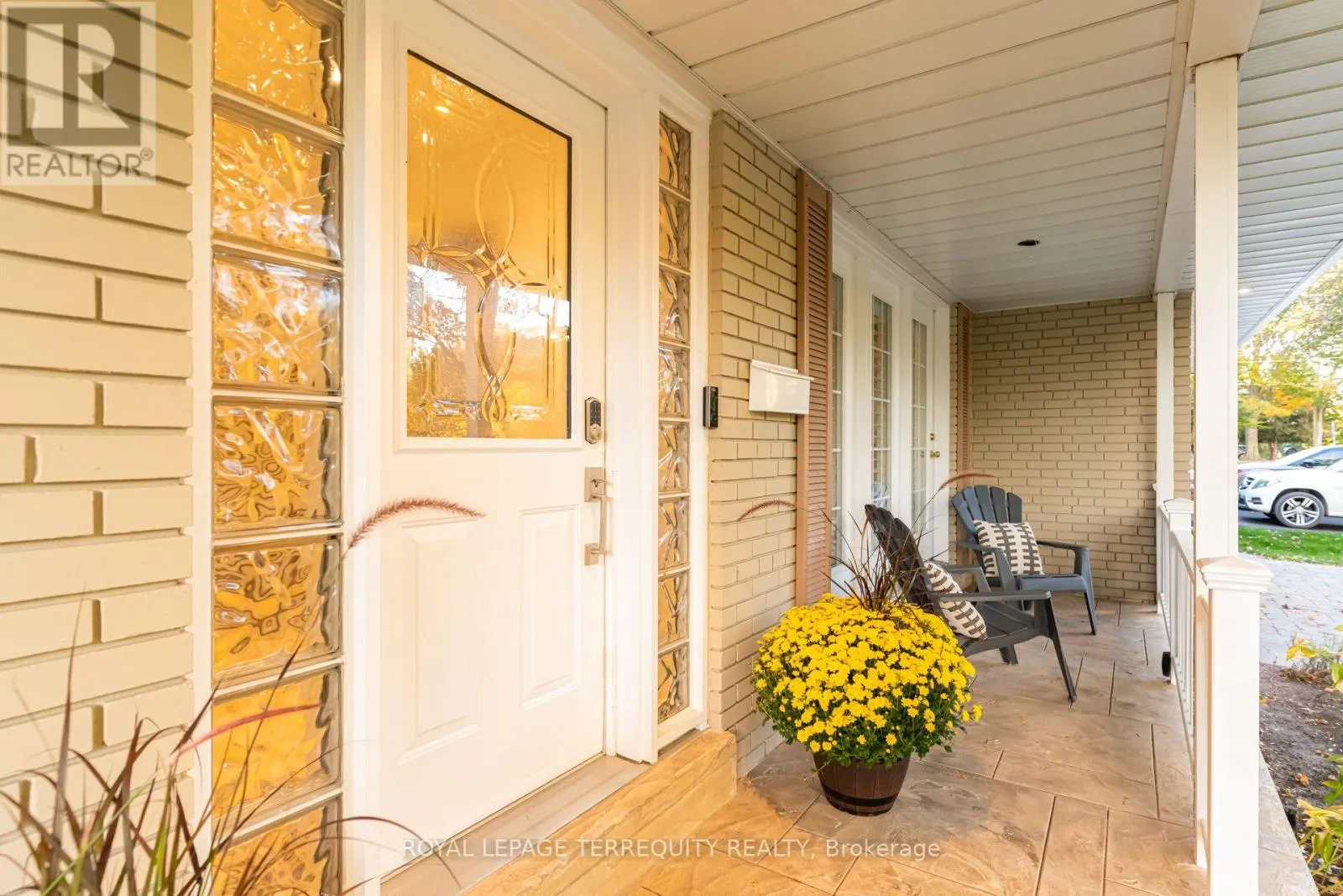 258 GUILDWOOD PARKWAY
