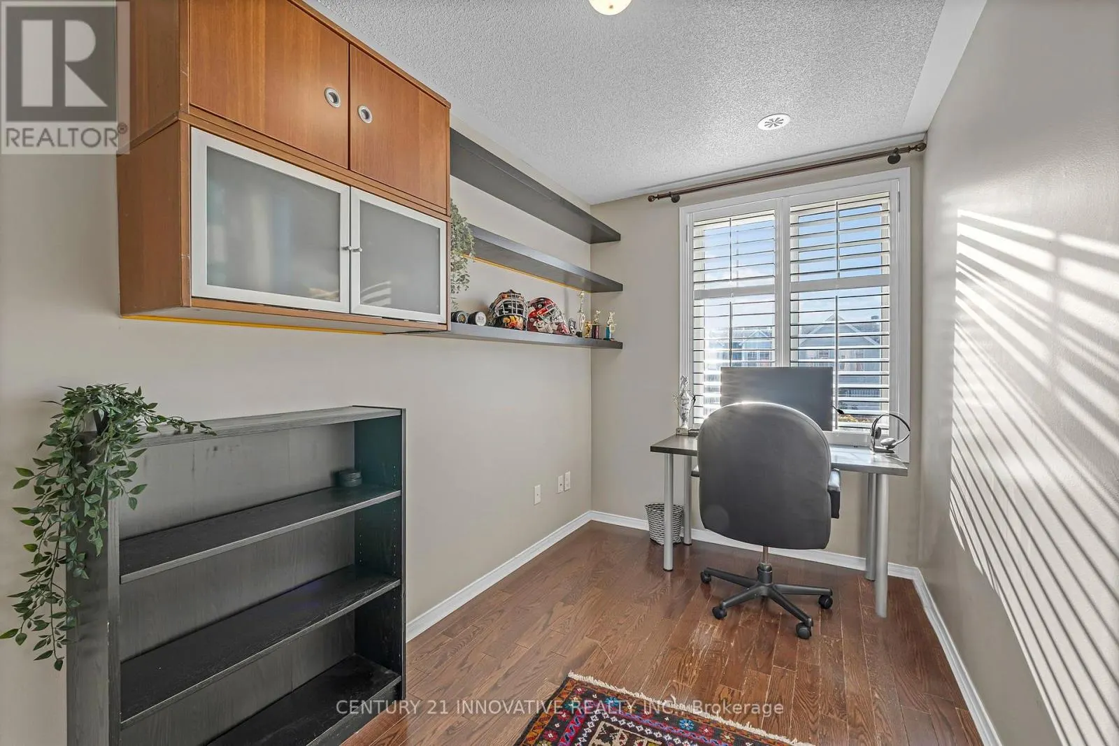 99 JOHN BELL CRESCENT