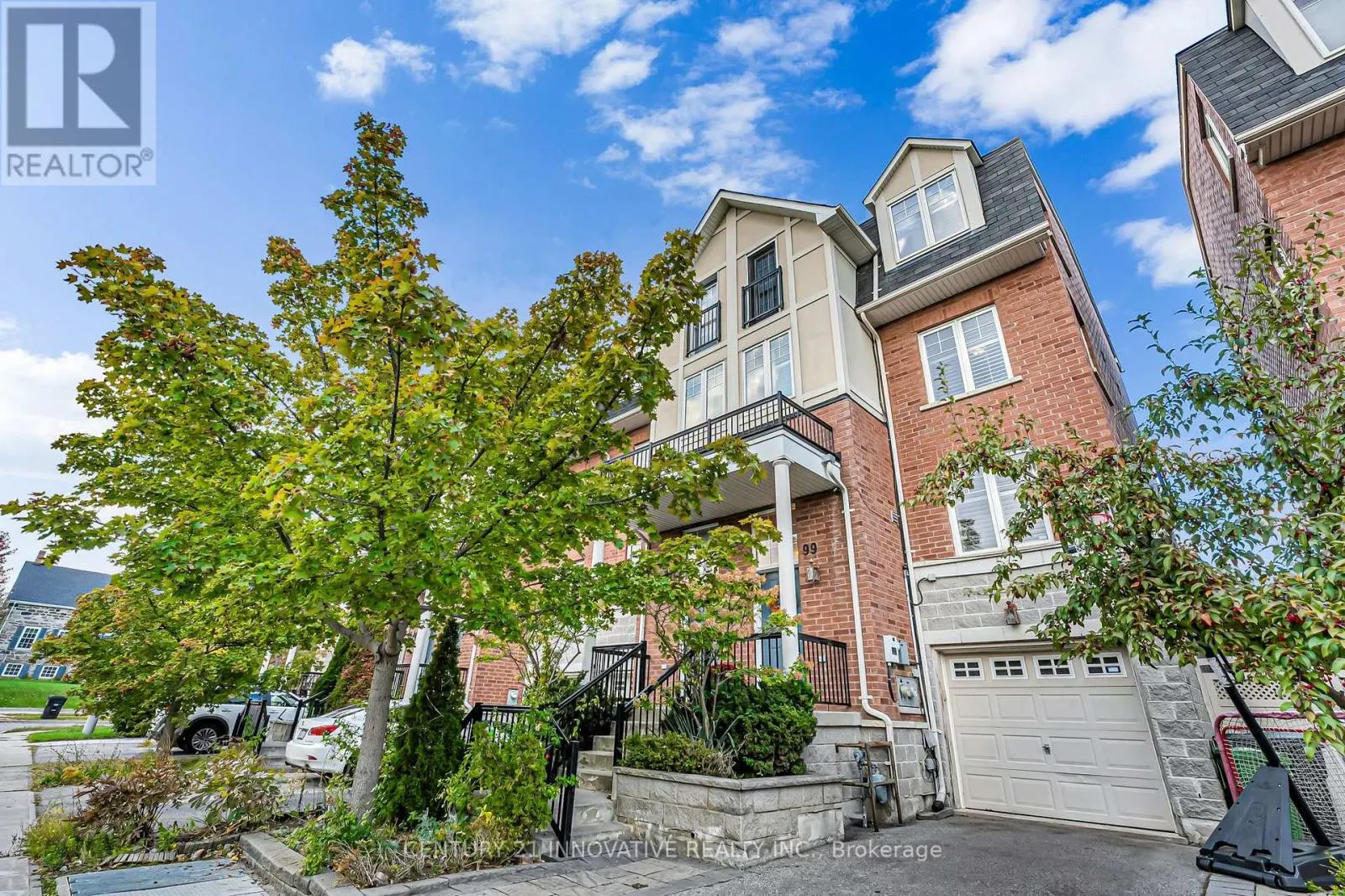 99 JOHN BELL CRESCENT