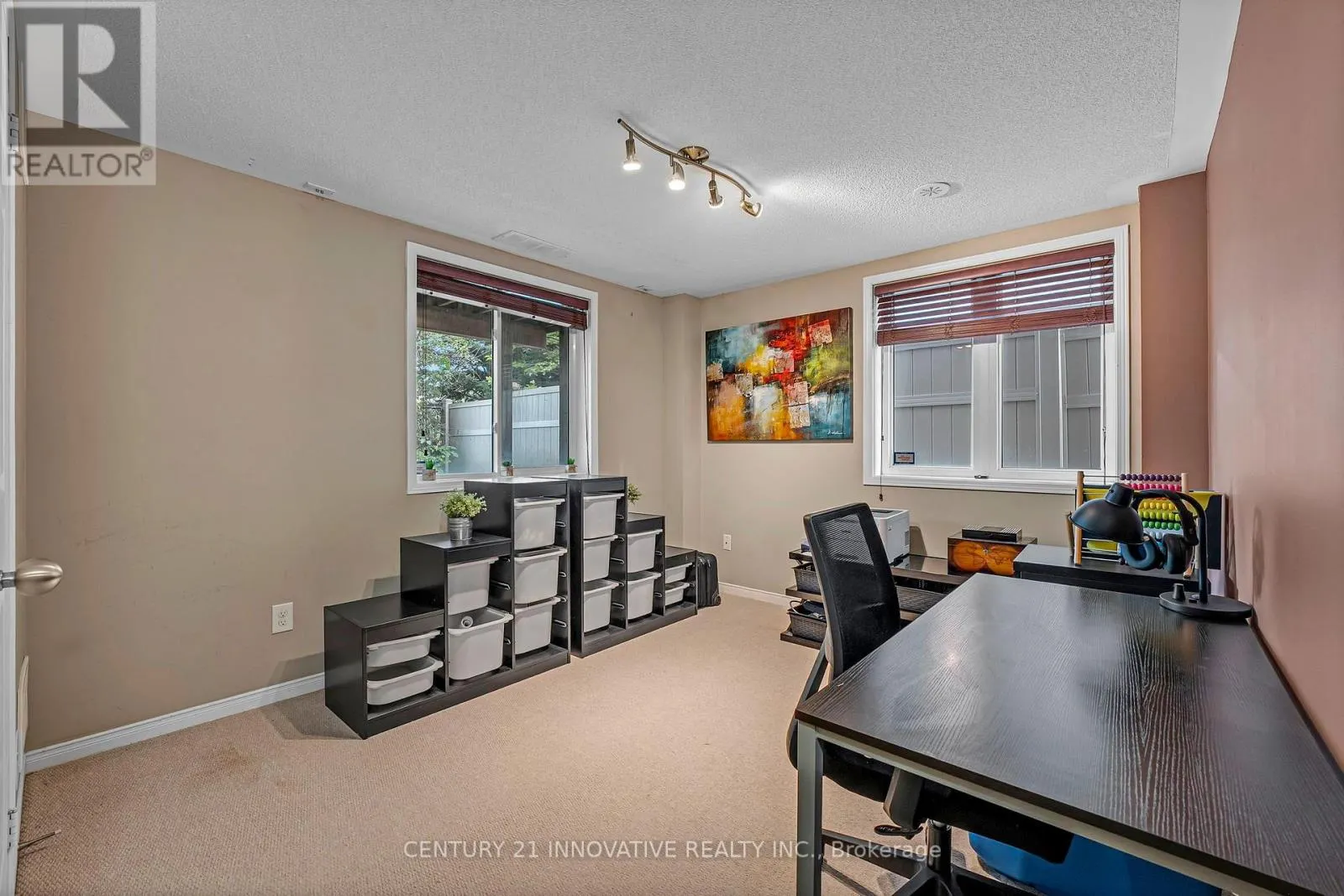 99 JOHN BELL CRESCENT