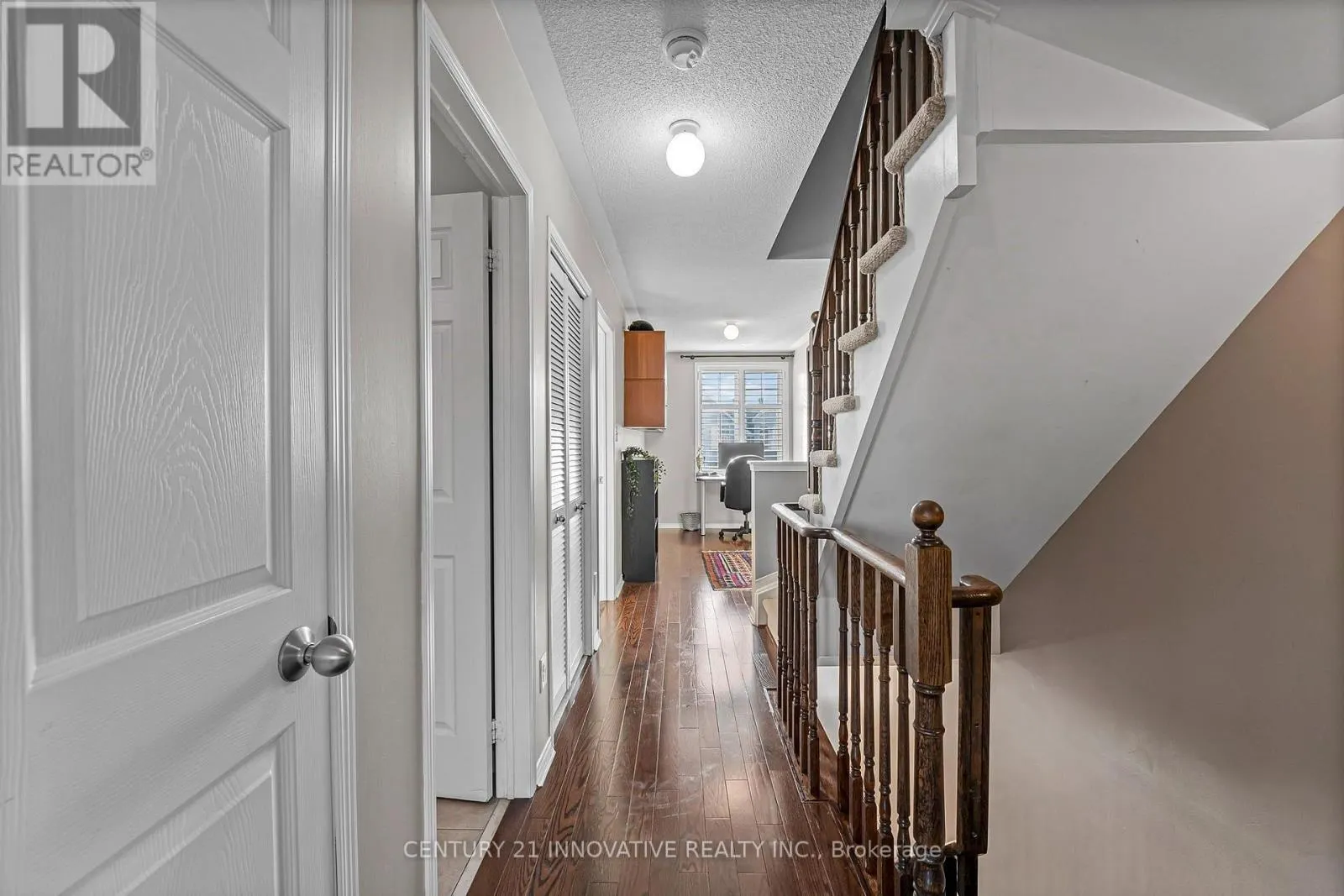 99 JOHN BELL CRESCENT
