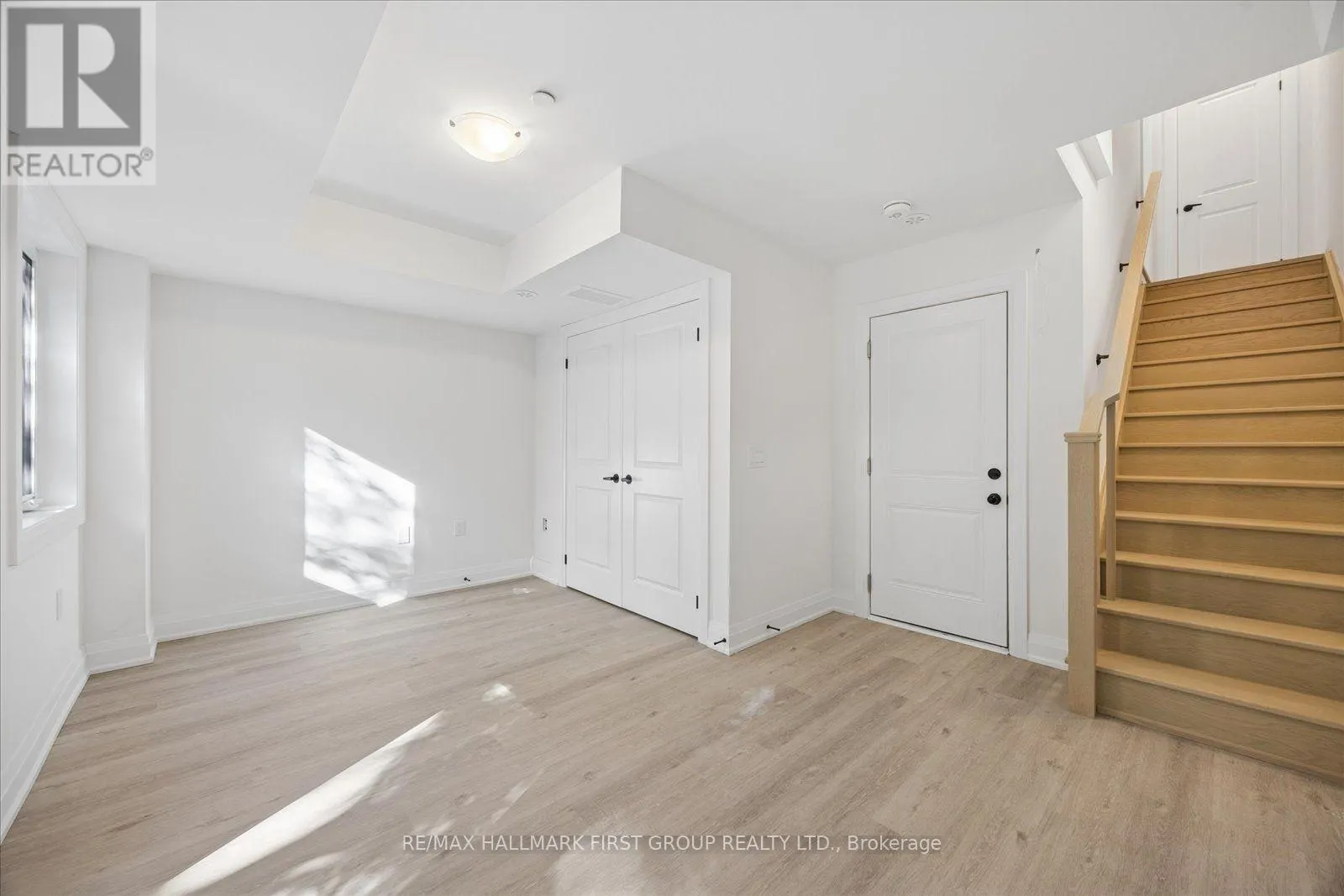 39 MARRET LANE