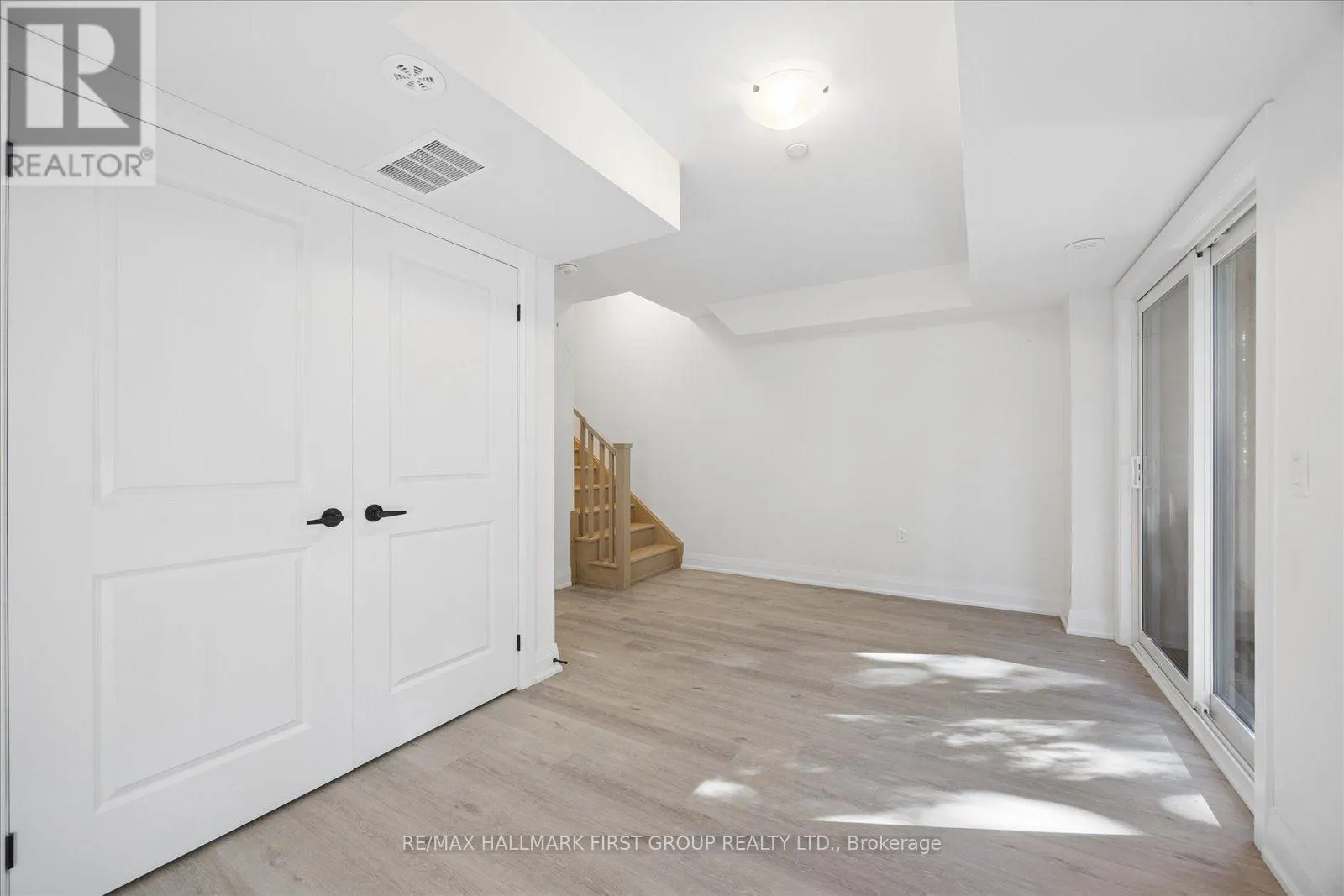 39 MARRET LANE